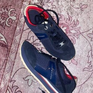 Tommy Hilfiger Athletic Shoes Blue Red Rubber Sole